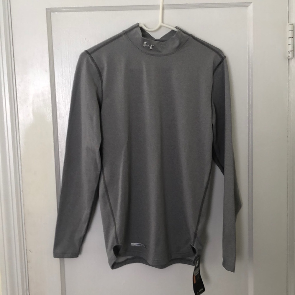 Under Armour Long Sleeve top size small